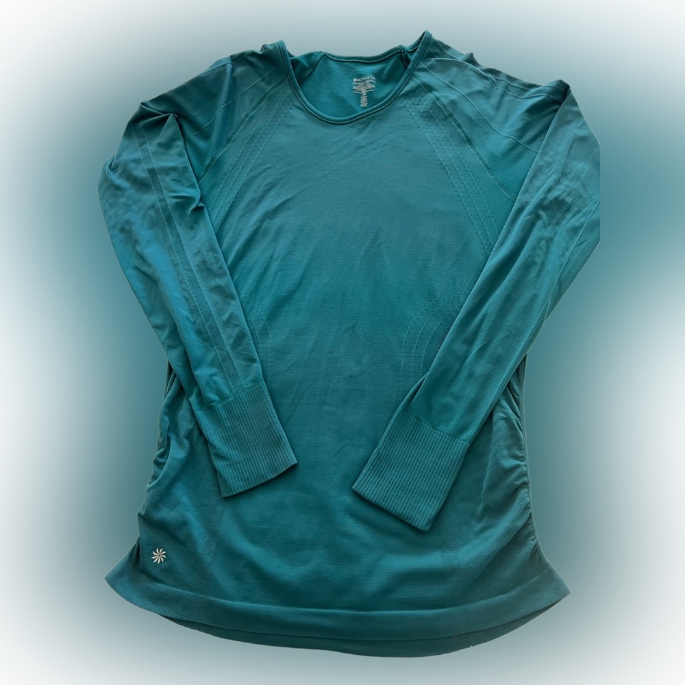 Athleta Long Sleeve Momentum Work Out Yoga Top